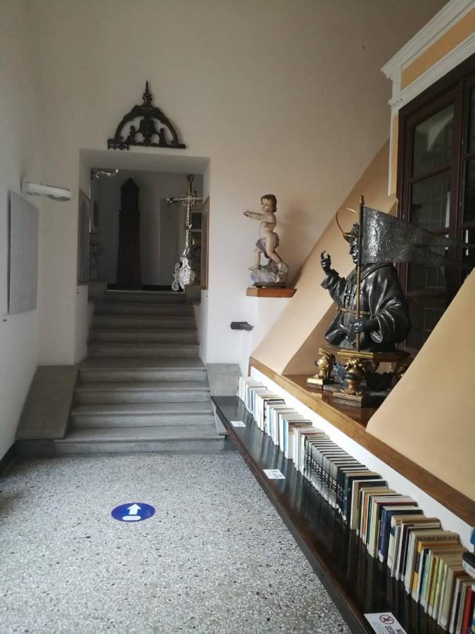 Bed and Breakfast La Nova Bed&Museum à Naples Extérieur photo